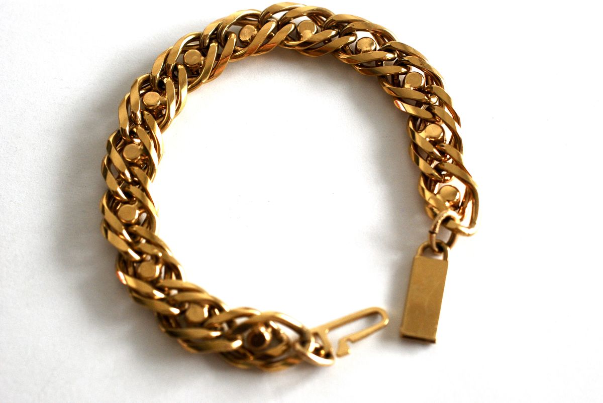 Double Link Curb Chain Bracelet with Inset Clear Stones in Gold Tone