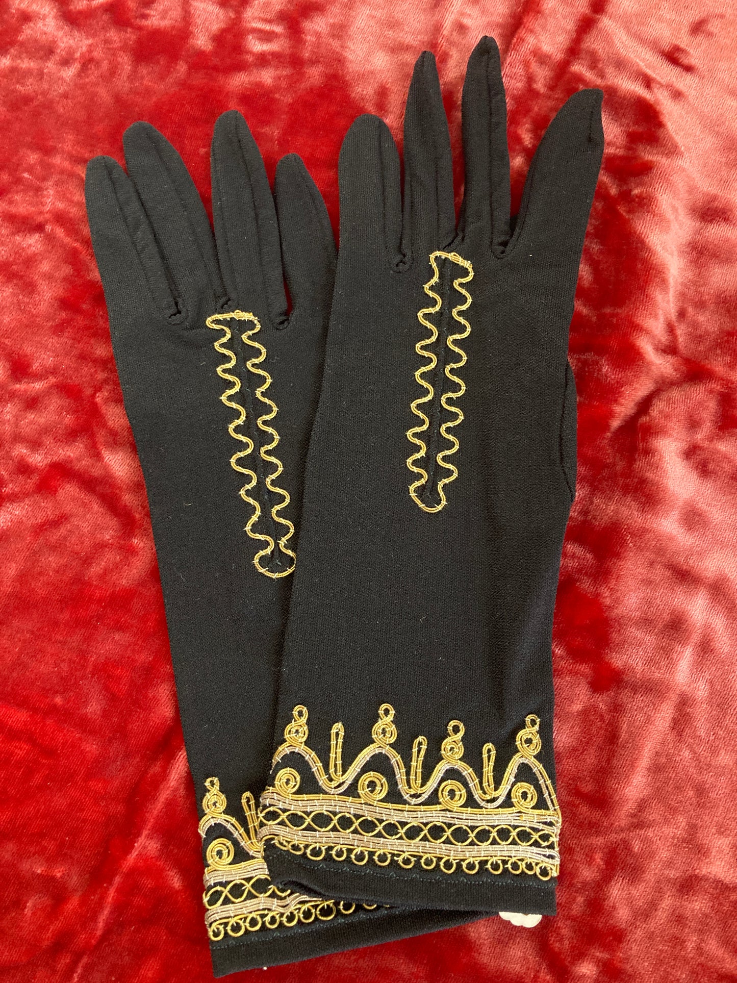 Vintage NOS Black Yemenite Embroidered Ladies Gloves Size 7 1/2
