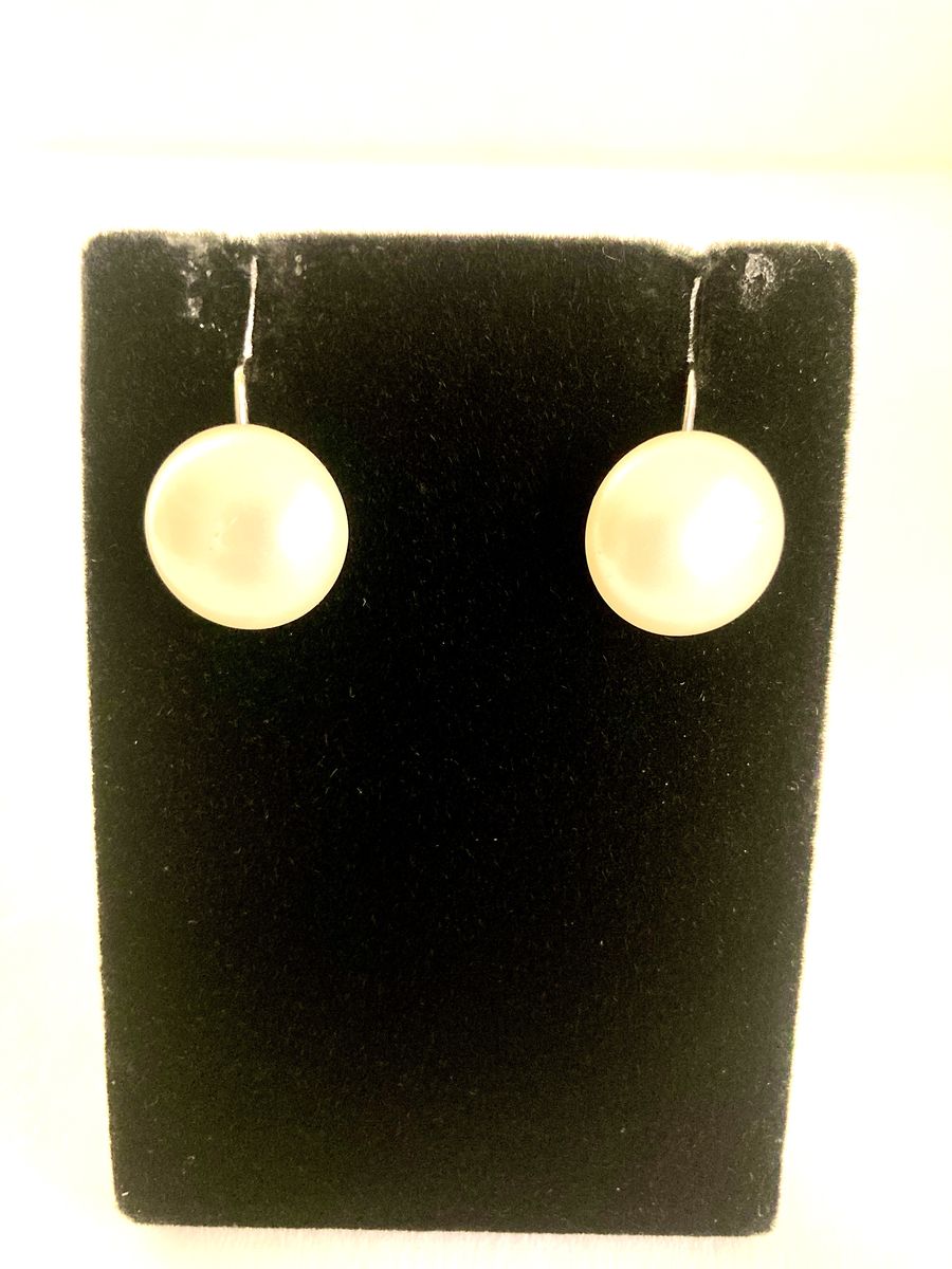 Vintage Cream Pearl Button Clip on Earrings