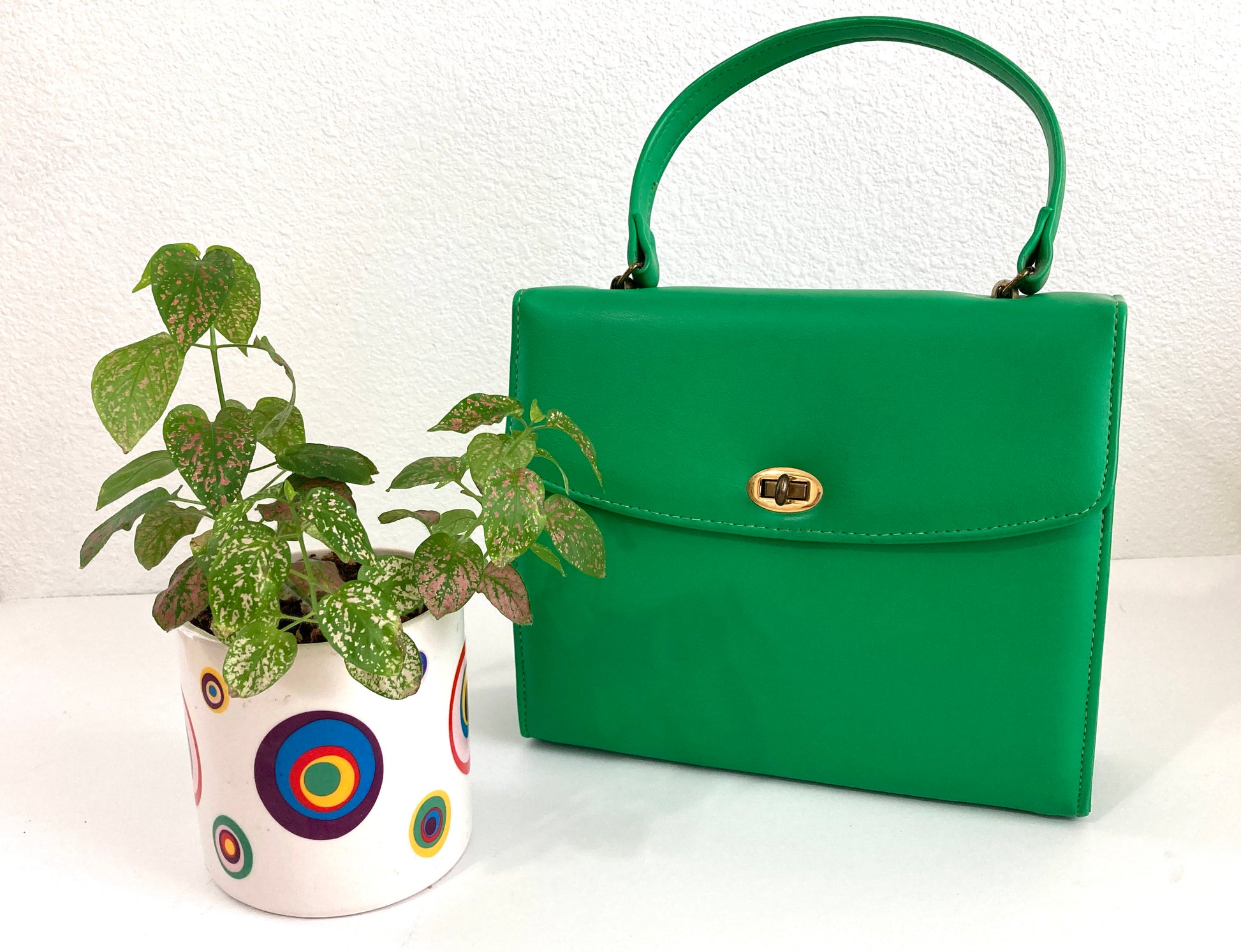 Vintage handbag, box purse, bright green, Kelly green, vinyl purse, leatherette, tall handbag, vintage purse, 1950s purse
