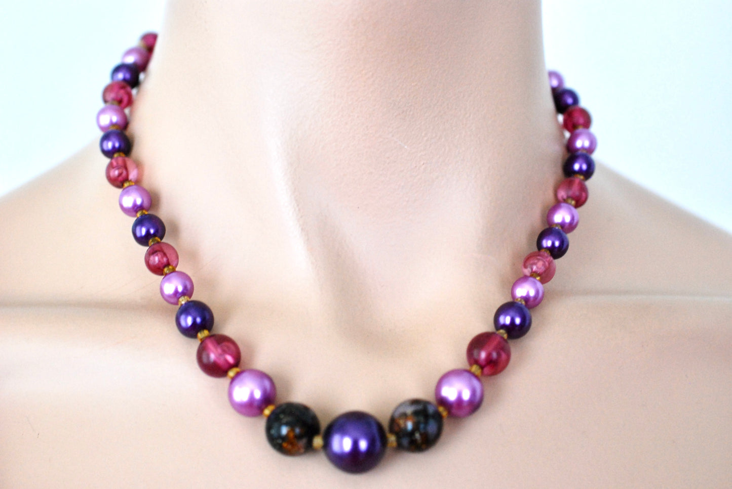 Vintage Purple Beaded Necklace 1950s, 1960s