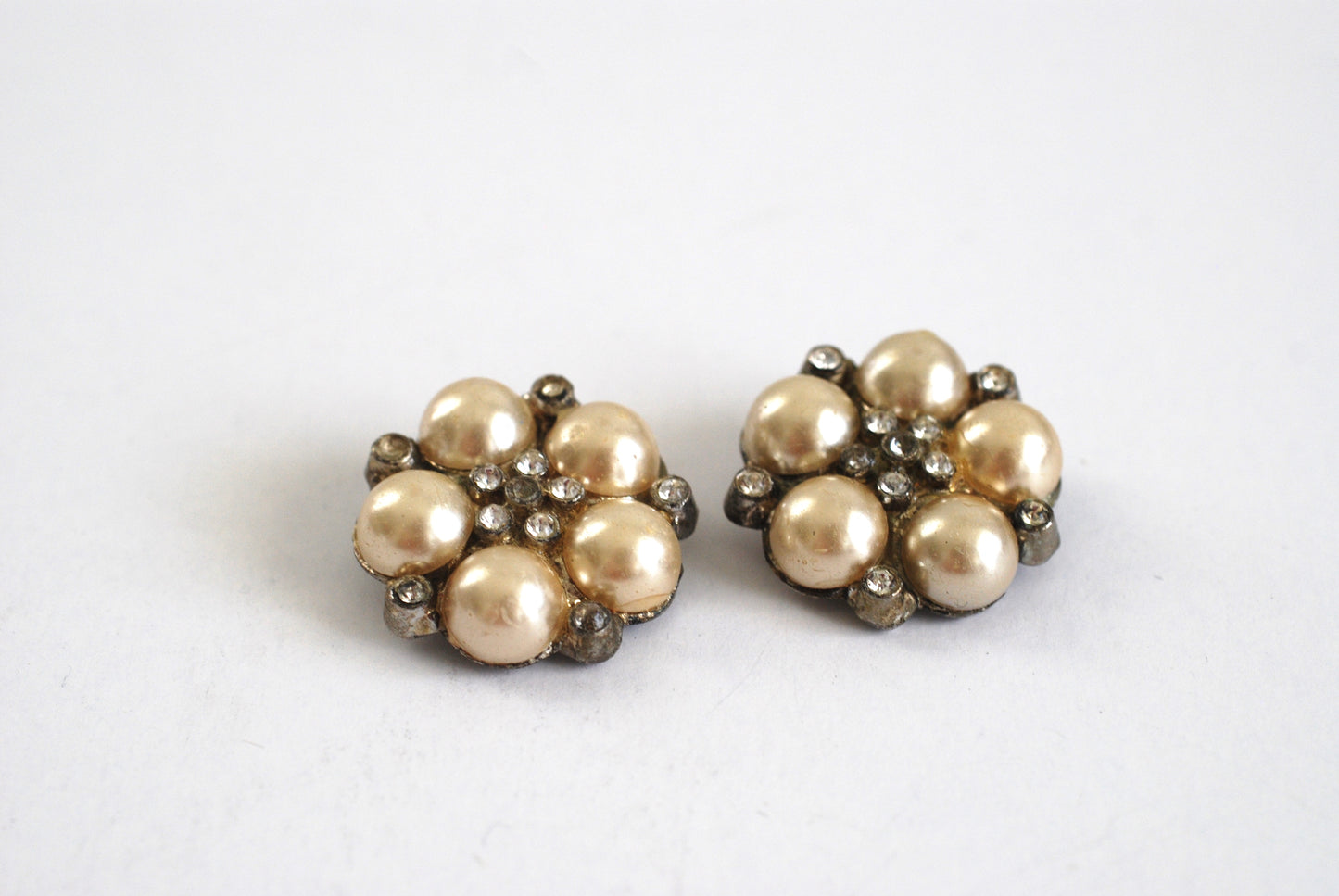 1930s Pair of Dress Clips Pearl and Rhinestone