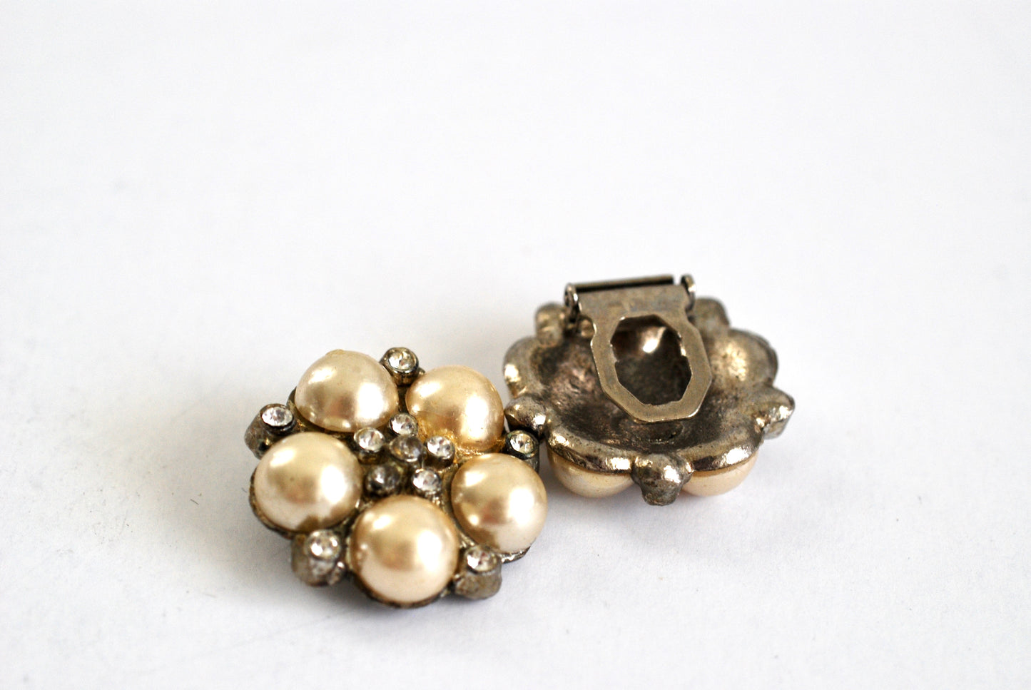 1930s Pair of Dress Clips Pearl and Rhinestone