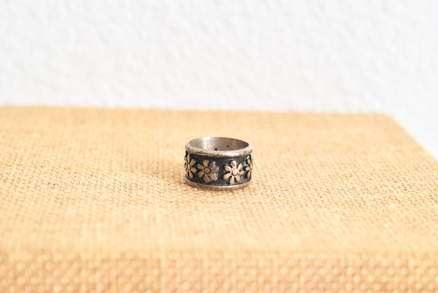Vintage Mexican Silver Floral Band Ring size 7