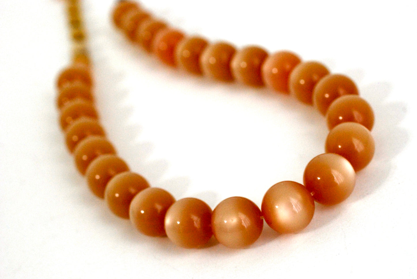 Vintage Peach Moonglow Thermoset Bead Choker Necklace