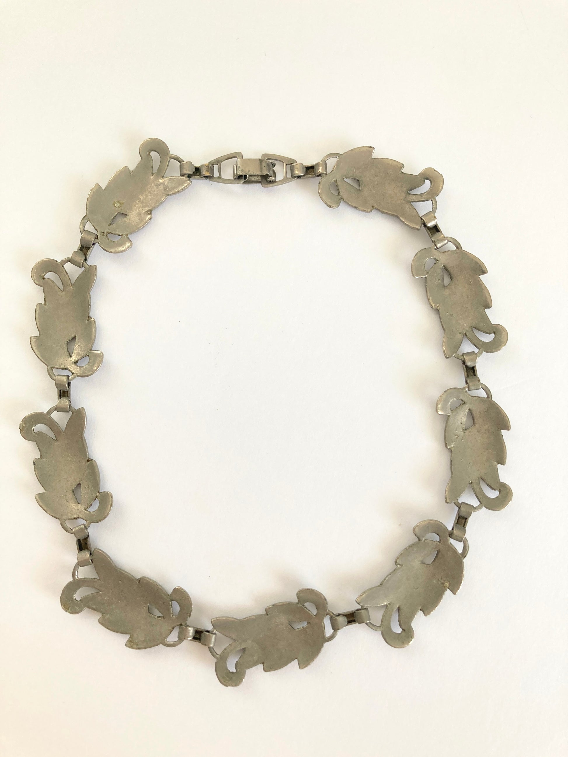 Pewter Tone 1950s Leaf Choker Necklace