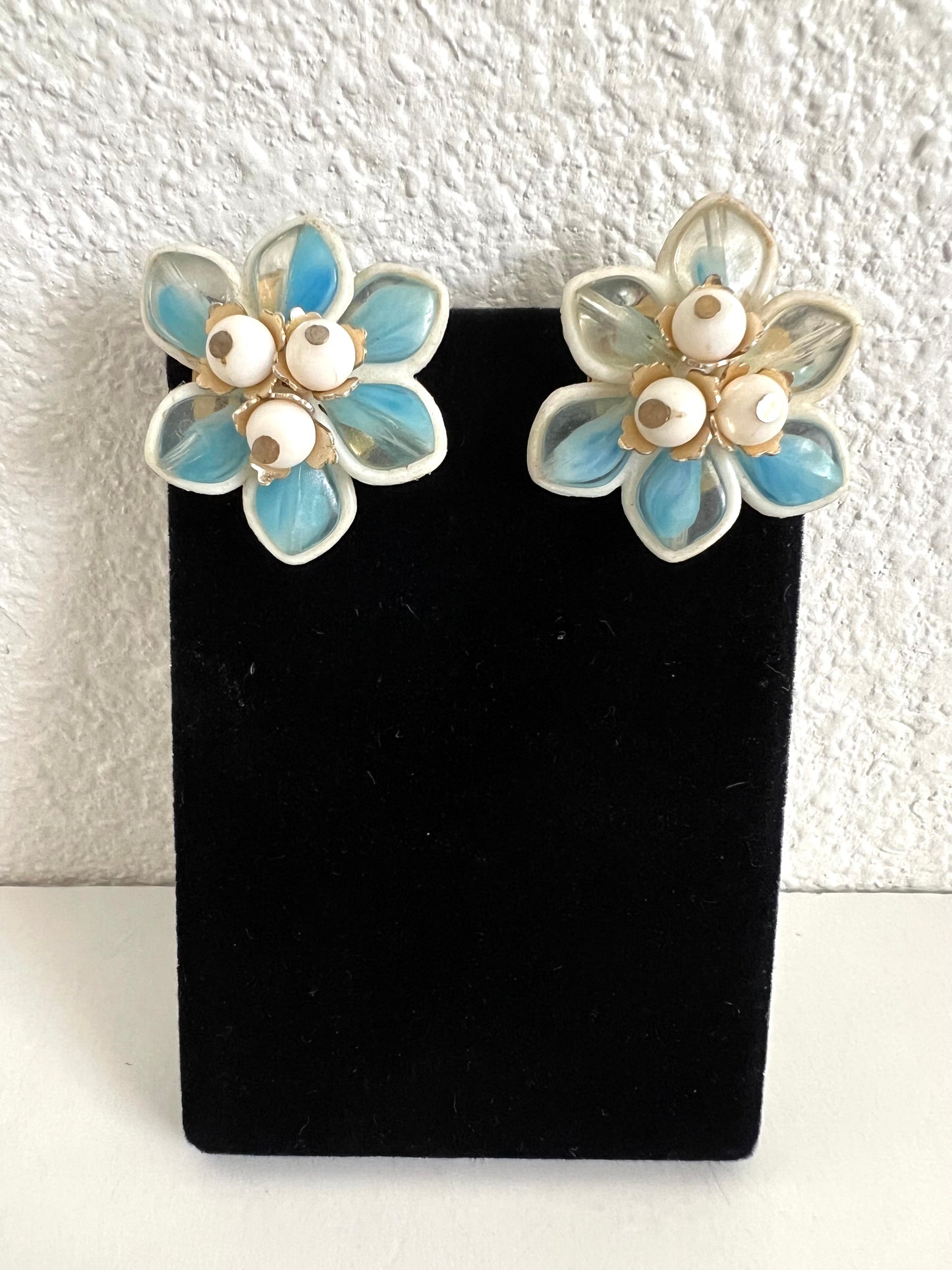 Blue and White Flower Earrings Hong Kong