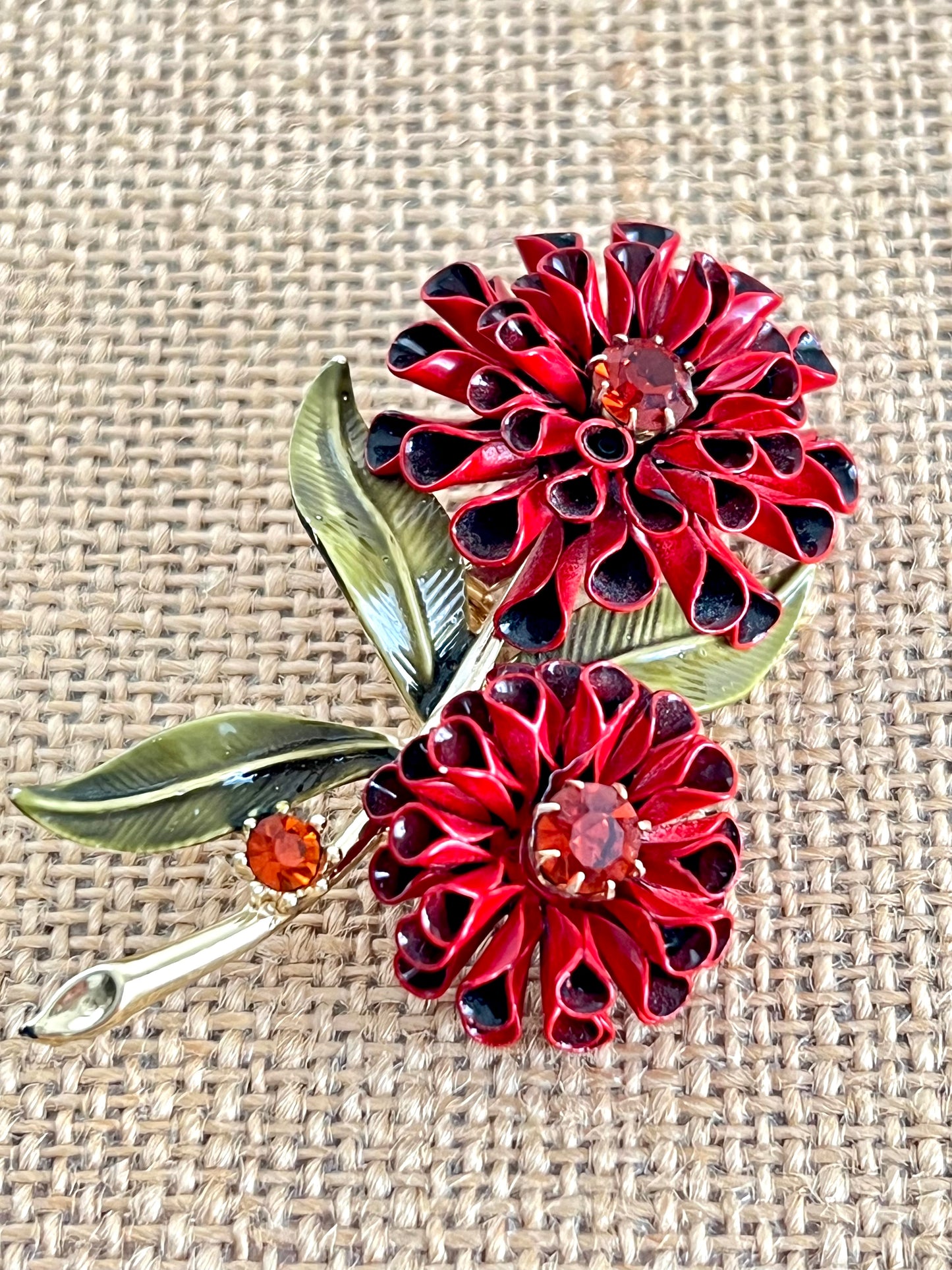 Coro Red Dahlia or Chrysanthemum Brooch