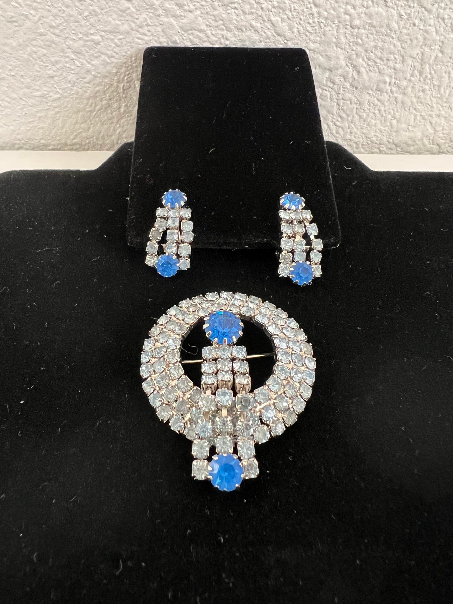 Blue Rhinestone Waterfall Circle Brooch w/ matching Earrings 