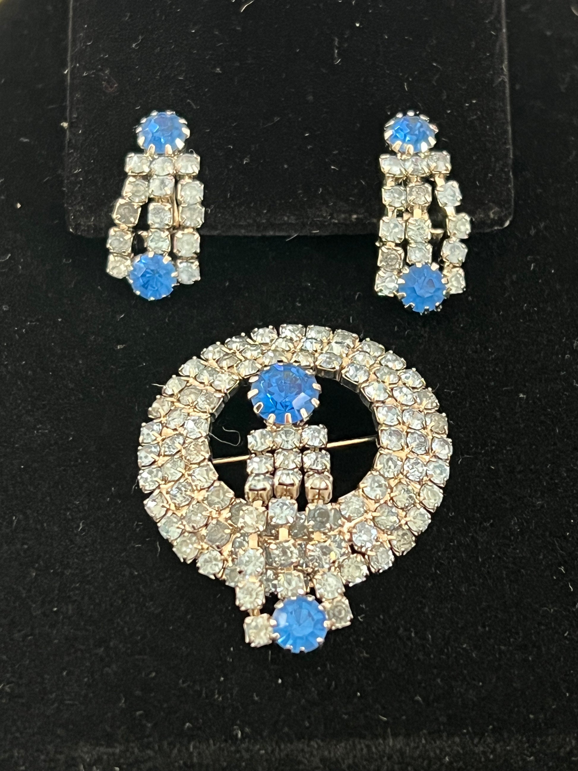 Blue Rhinestone Waterfall Circle Brooch w/ matching Earrings 