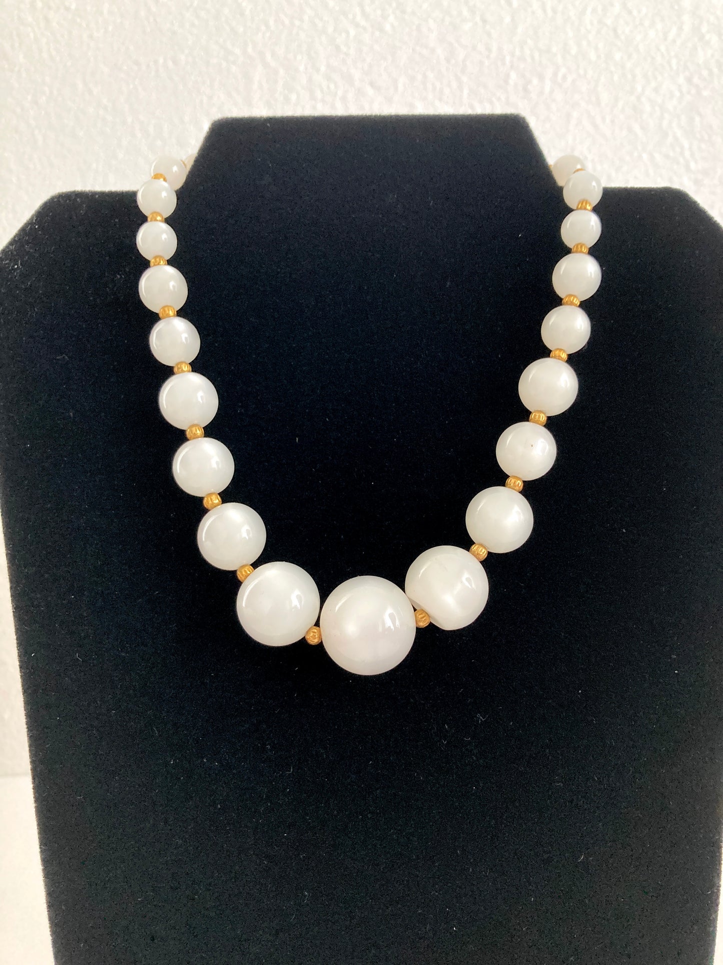 White Moonglow Graduated Bead Necklace Gold Spacers