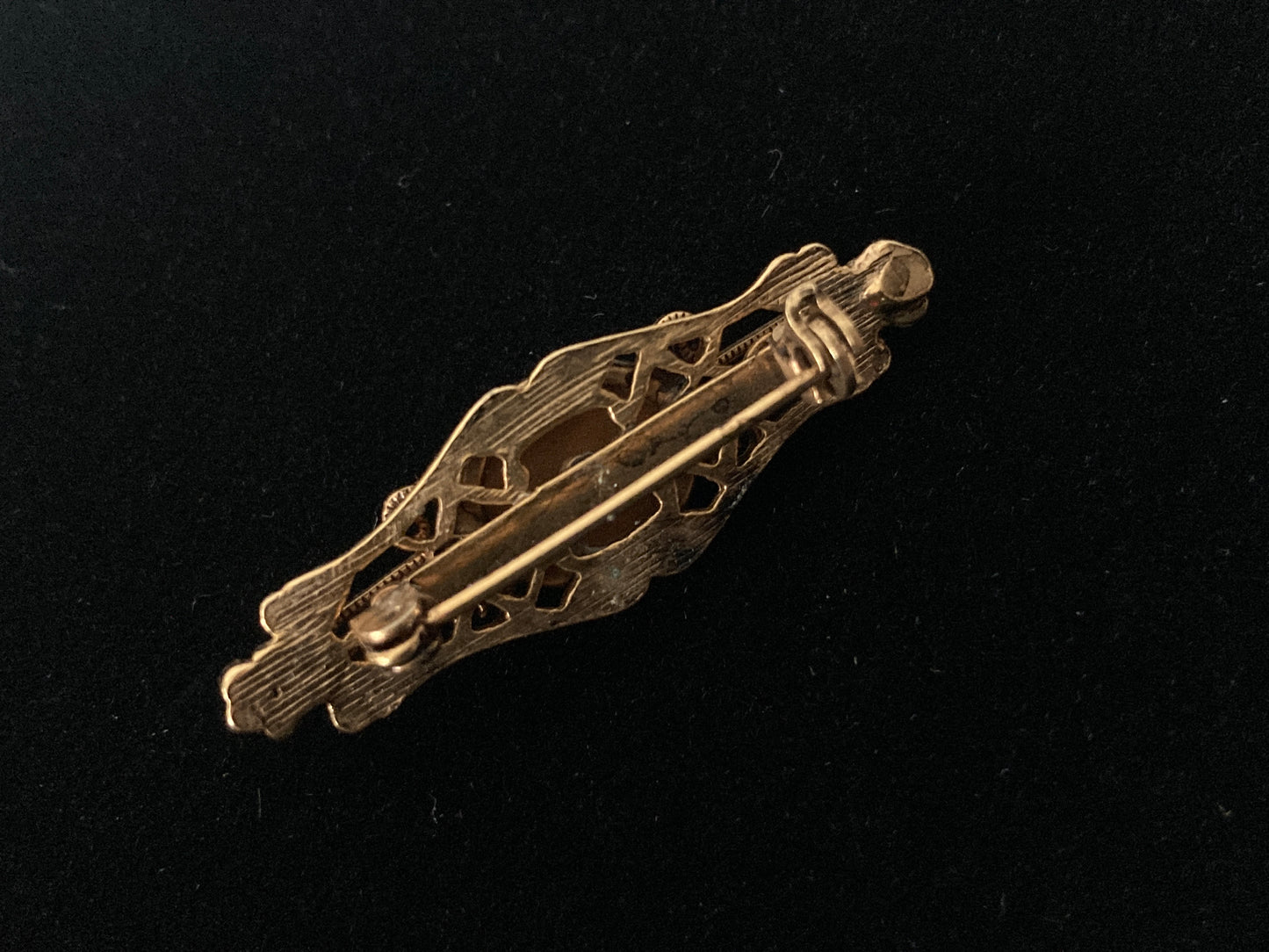 Modern Victorian Revival Bar Brooch