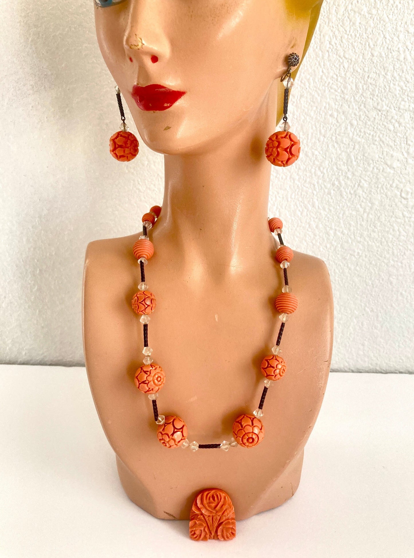 1930s celluloid jewelry set