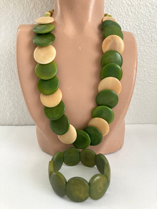 Green and Cream Disc Necklace and matching Bracelet set