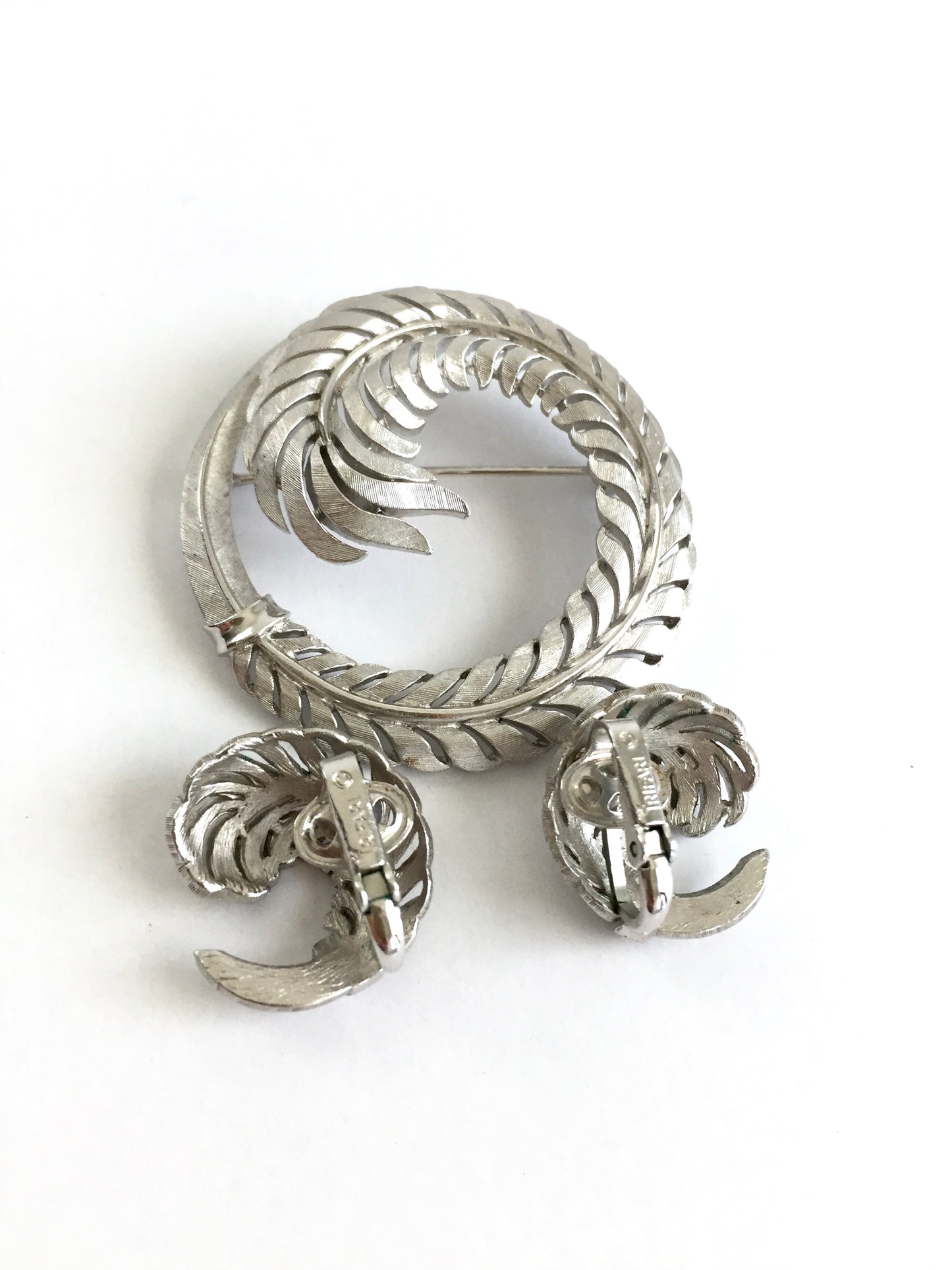 Brooch and Earrings Set Brushed Silver Fern, Trifari