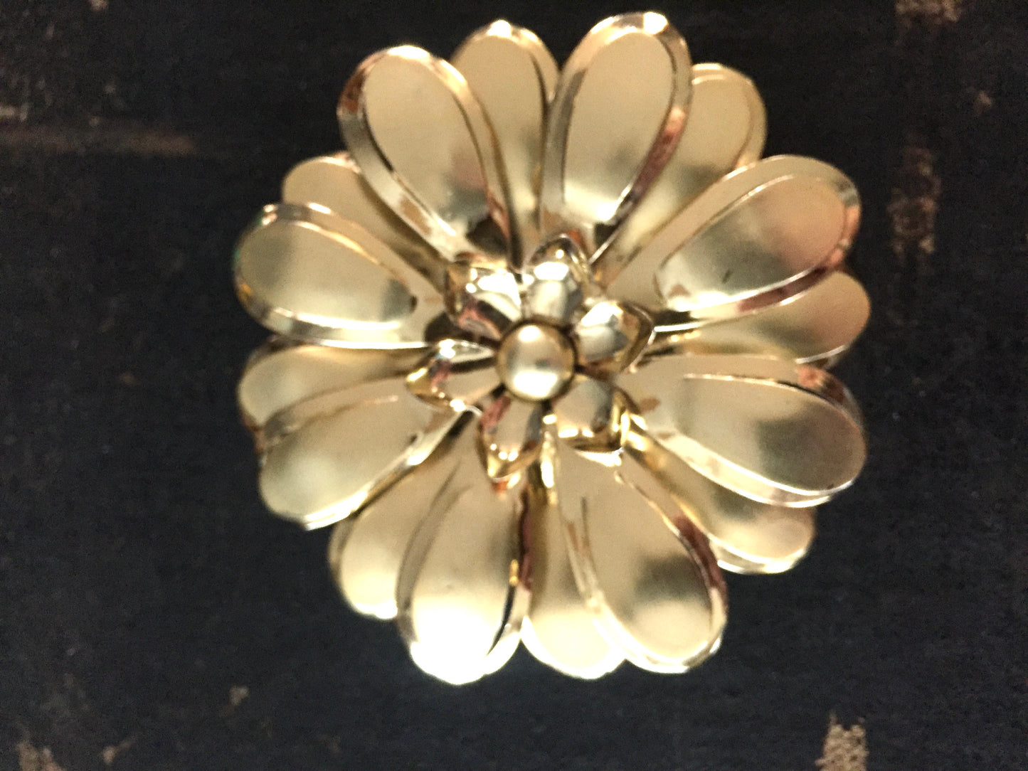 Vintage Large Gold Tone Metal Flower Brooch