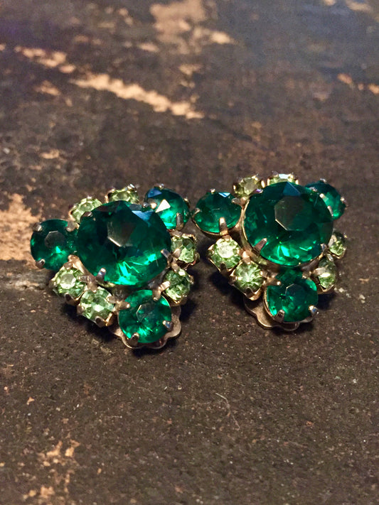 Emerald Green Rhinestone Triangle Cluster Earrings Vintage 1950s
