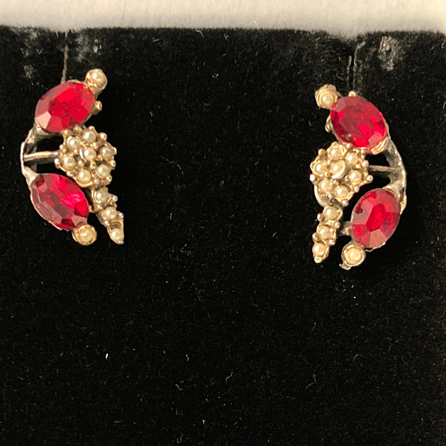 Seed Pearl and Ruby Glass Earrings