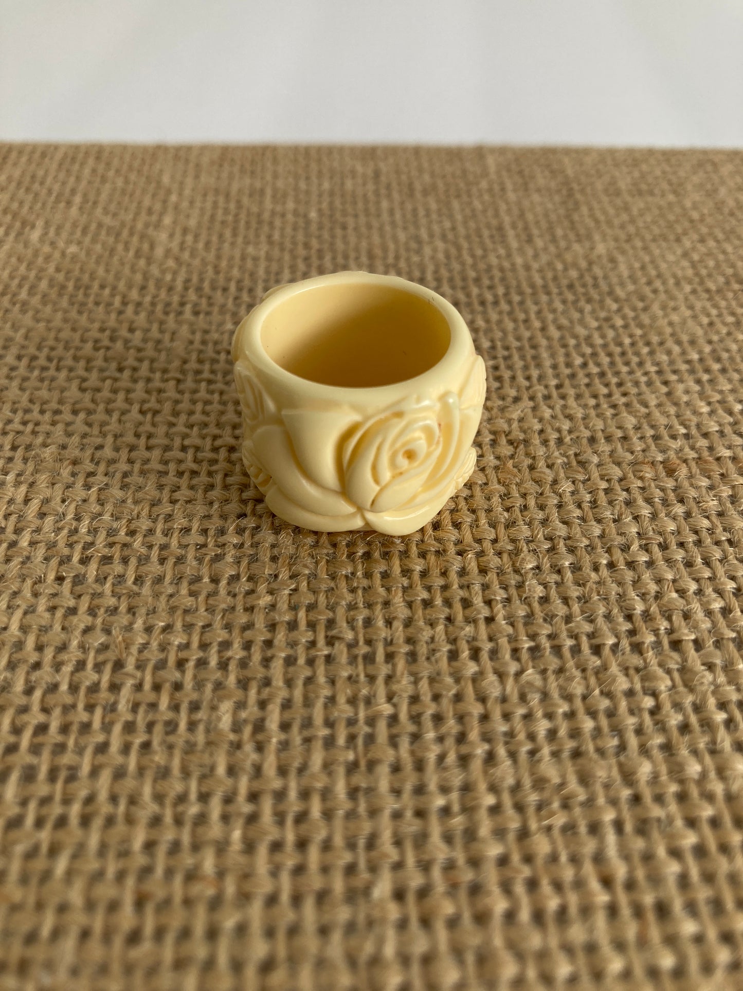 Wide Band Molded Roses Lucite Ring