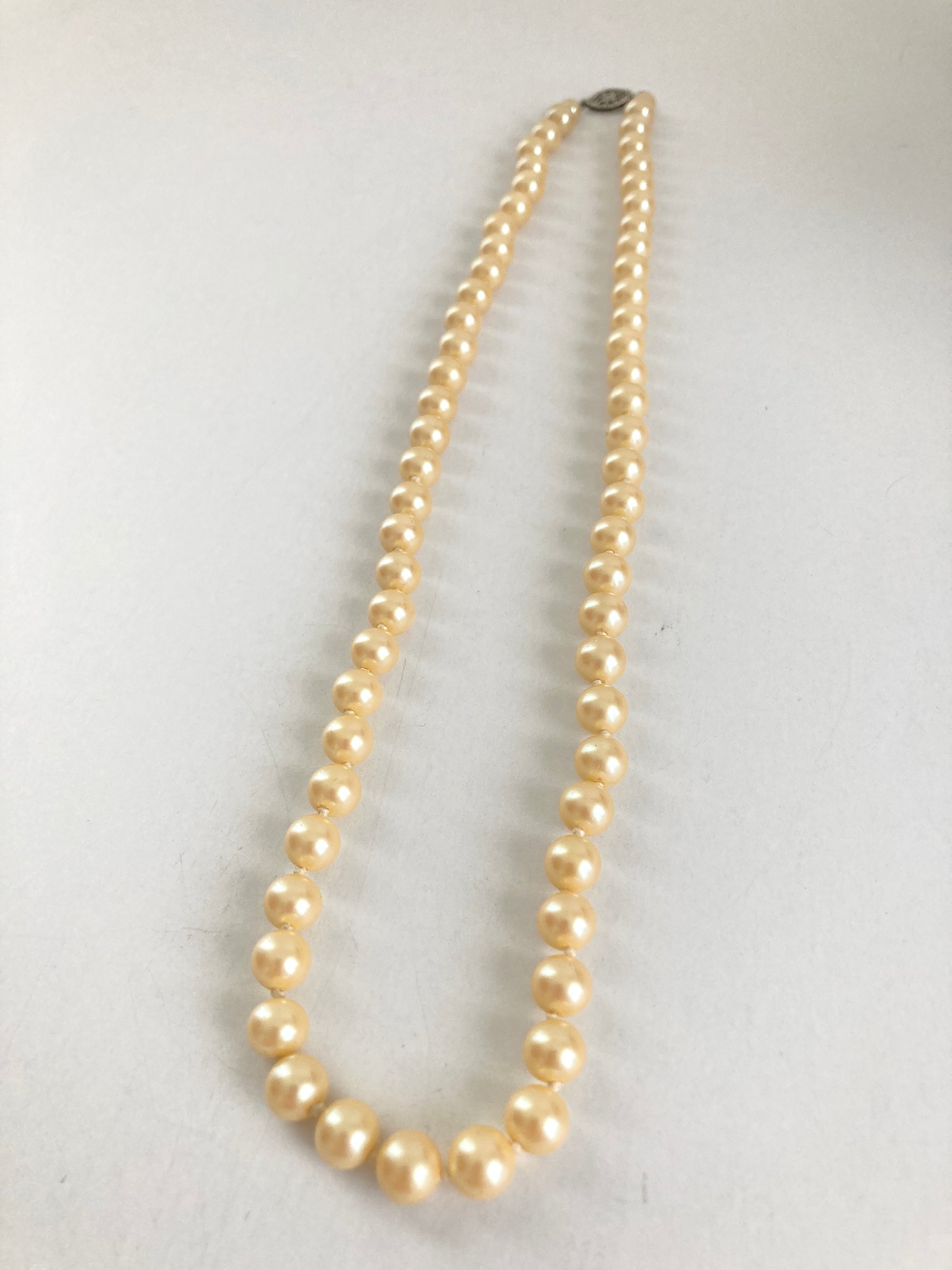 Lustrous Vintage Pearl Necklace with Sterling Clasp 22"