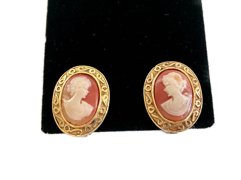 Cameo Earrings Faux Shell Gold Tone Clip Ons